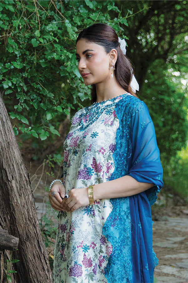 Sanam Saeed Meadow Girl`24 D#09