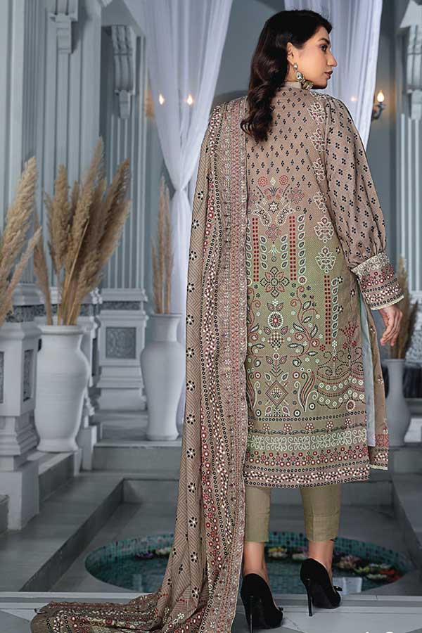 Sanam Saeed Pima Lawn'23 D#10