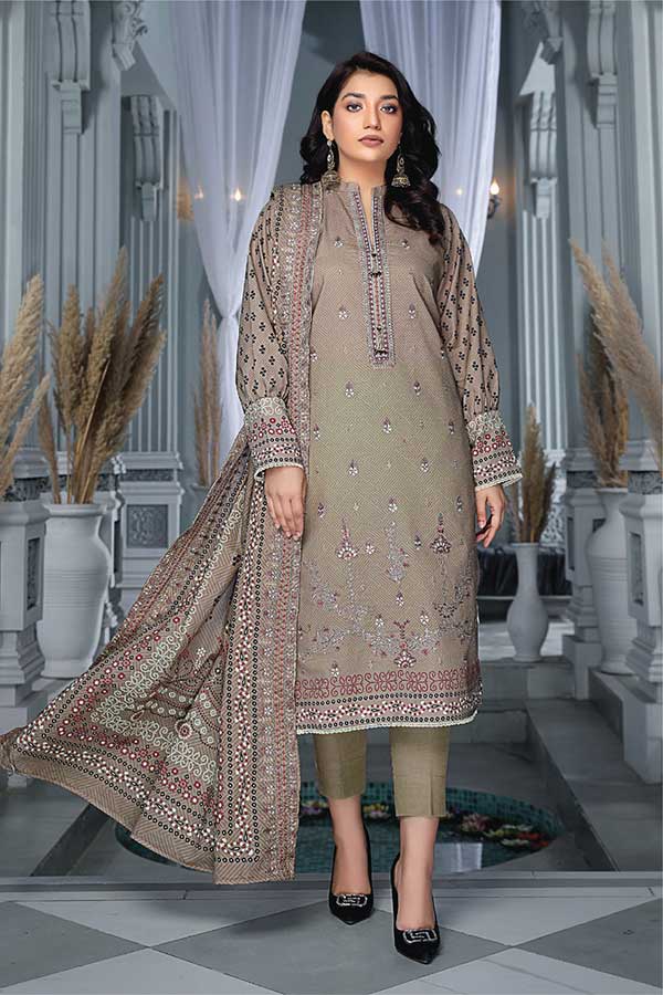 Sanam Saeed Pima Lawn'23 D#10