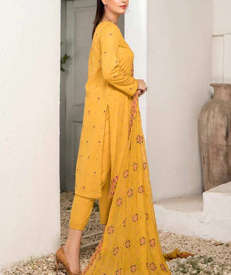 Sanam Saeed Riwaaj Lawn'22 D#9