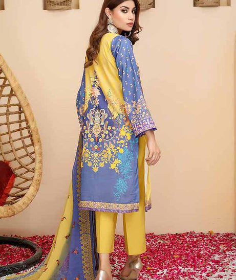 Sanam Saeed Royal Collection'22 D#9