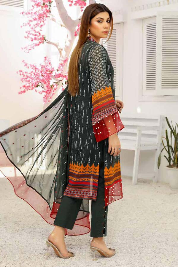 Sanam Saeed Swiss Lawn`21 D#03