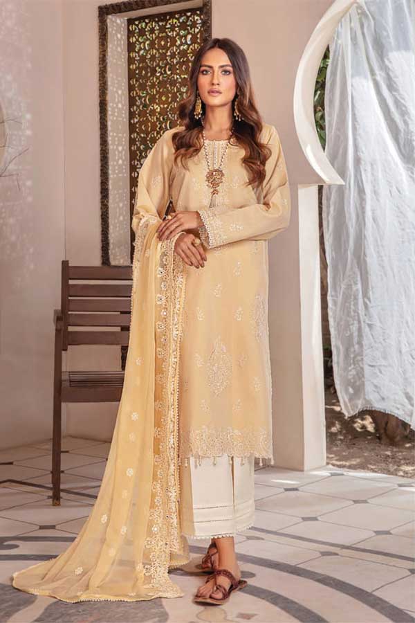 Sanam Saeed Zarish Lawn'23 D#10