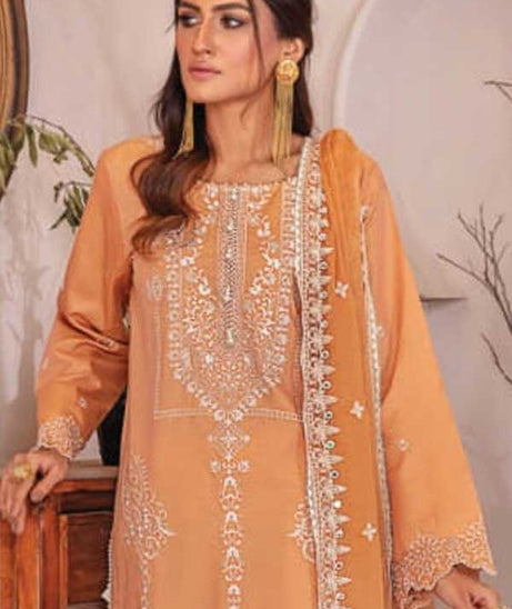 Sanam Saeed Zarish Lawn'23 D#02