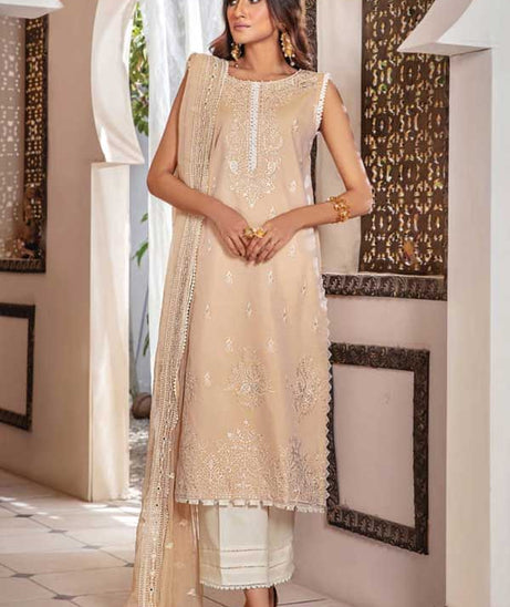 Sanam Saeed Zarish Lawn'23 D#06