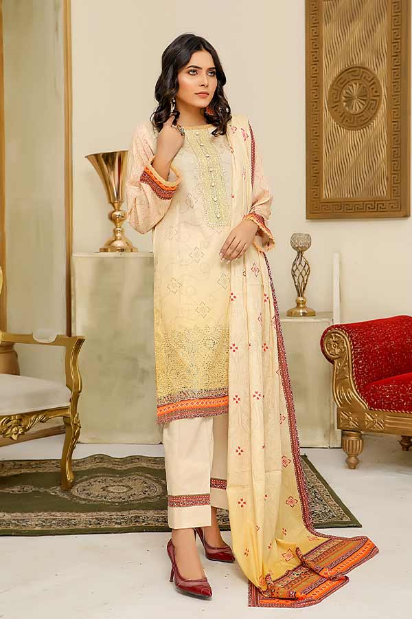 Sanam Saeed Zircon Summer'22 D#3