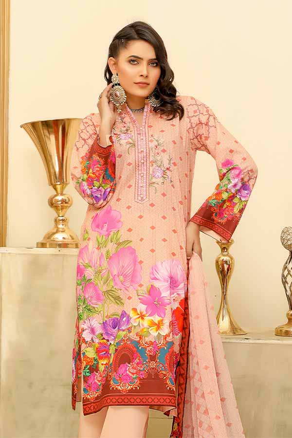 Sanam Saeed Zircon Summer'22 D#5