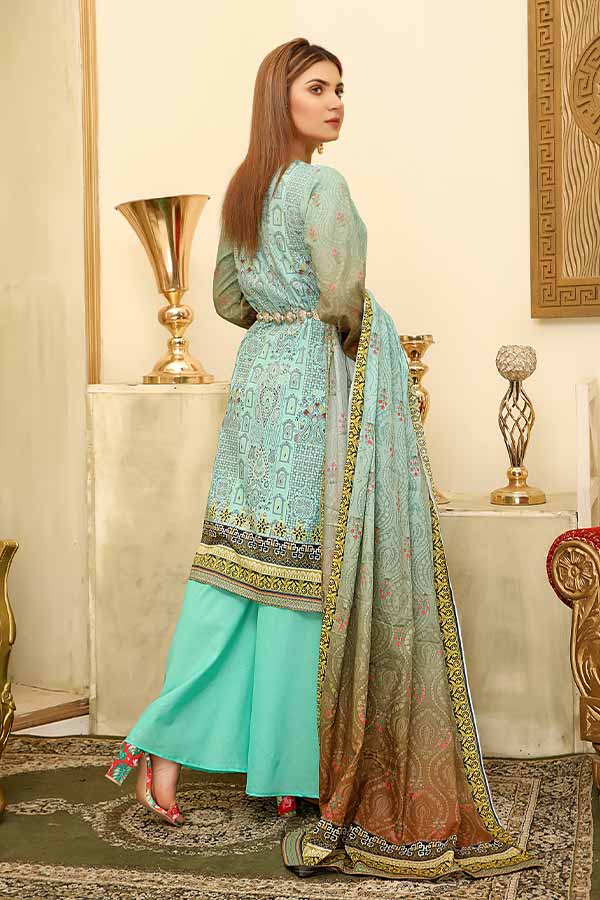 Sanam Saeed Zircon Summer'22 D#7