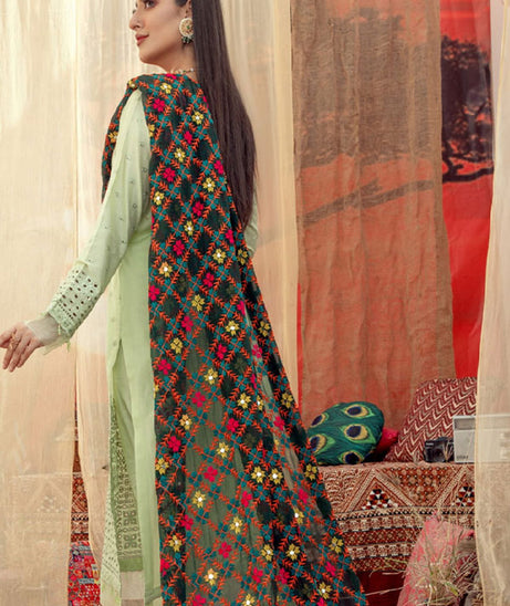 Schick Paro Emb Lawn`23 D#1