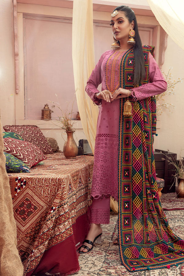 Schick Paro Emb Lawn`23 D#4