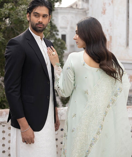 Mahnur Mahrukh Lawn'24 D#7-B SELINA