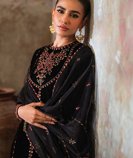 Seran Velmor Unstitched Velvet Formals'24 D#5