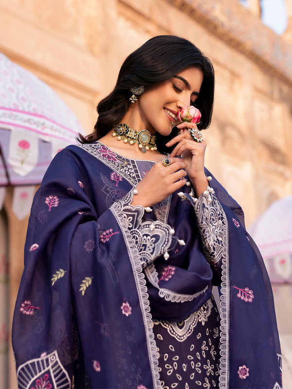 Mahnur Husn-E-Jahan Lawn'25 D#05