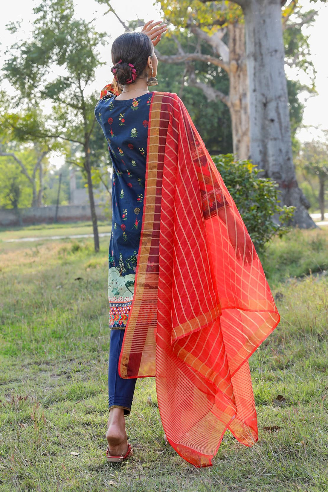 Shaakh Digital Emb Lawn'22 D#6714