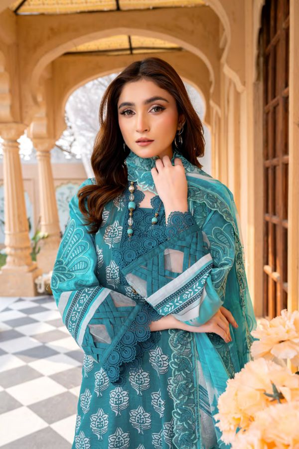 Aalaya Shadows Lawn`25 D#10