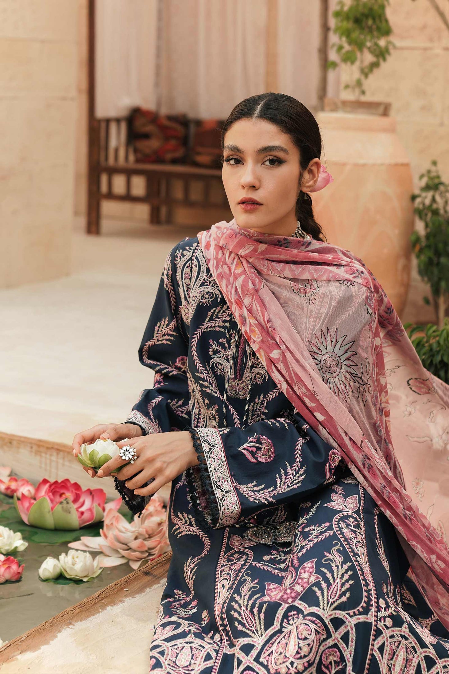 Zara Shahjahan Eid Luxury Lawn`22 D# SHAHAY