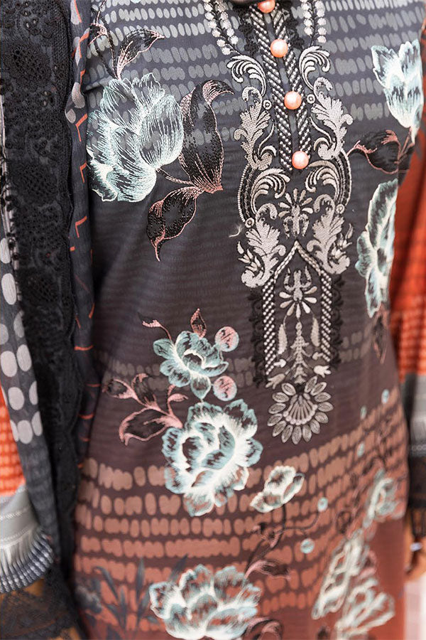 Shaista Azka D/Emb Lawn`22 D#198
