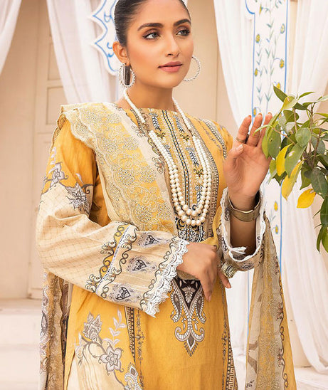 Shaista Azka D/Emb Lawn`22 D#203