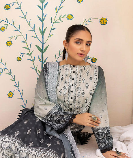 Shaista Azka D/Emb Lawn`22 D#204