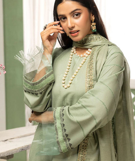 Shaista Emb Karandi'24 D#704