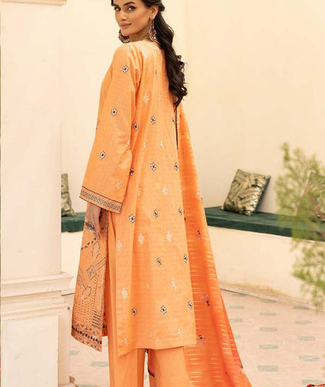 Shaista Emb Luxury Lawn`24 D#136