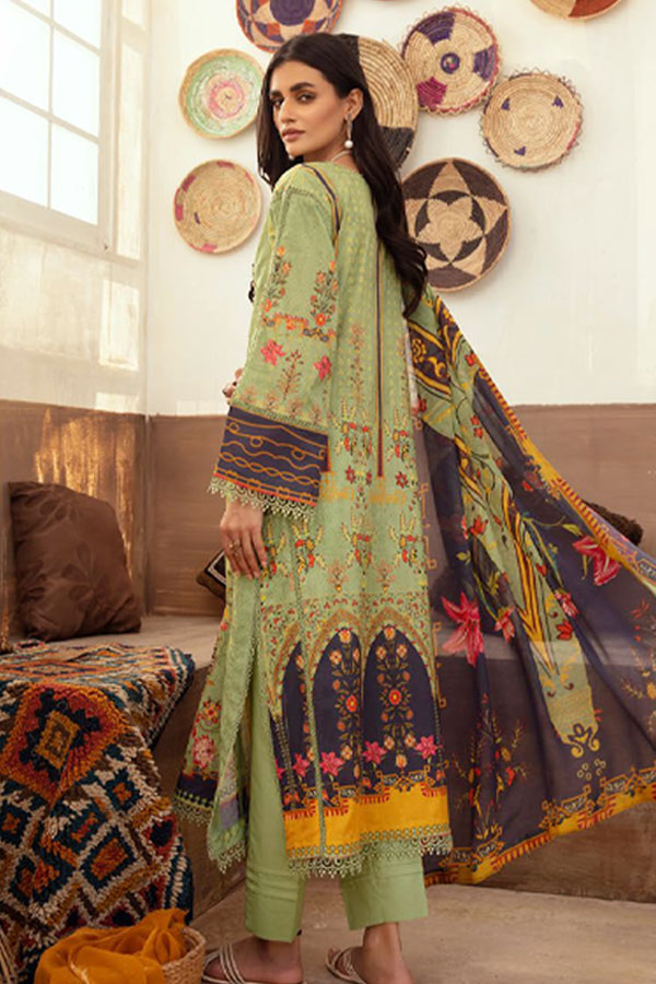 Shaista Faiza Emb Handmade`23 D#31