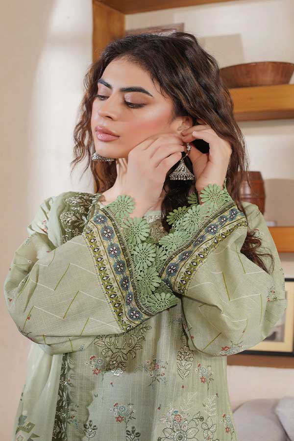 Shaista Gulnar Lawn`26 D#10