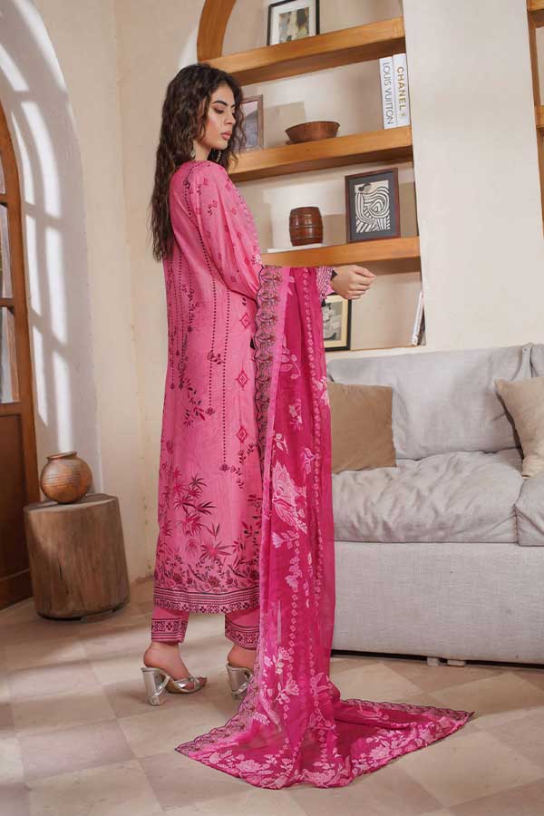 Shaista Gulnar Lawn`26 D#09