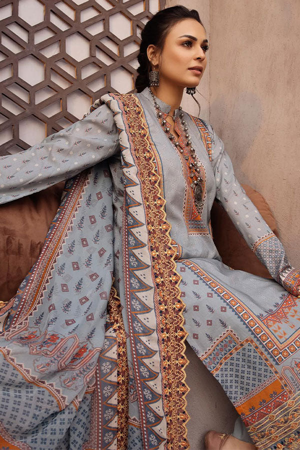 Shaista Hira Digital Emb Lawn`23 D#04
