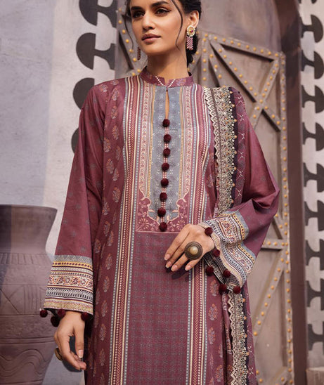 Shaista Hira Digital Emb Lawn`23 D#07