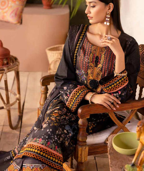 Shaista Hooriya Emb Lawn`23 HSE#7