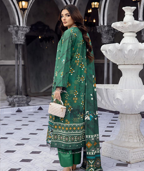 Shaista Iyra Emb Khaddar`24 D#372