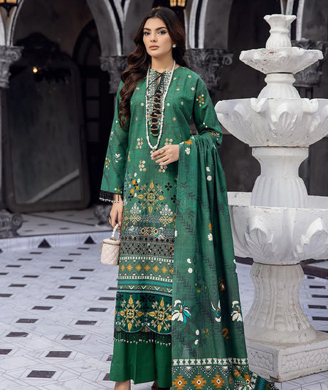 Shaista Iyra Emb Khaddar`24 D#372