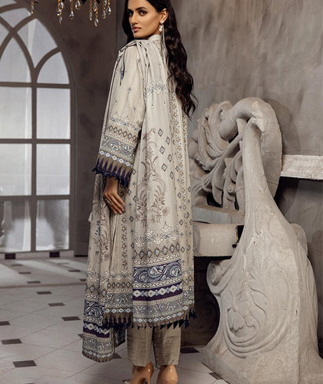 Shaista Iyra Emb Khaddar`24 D#374