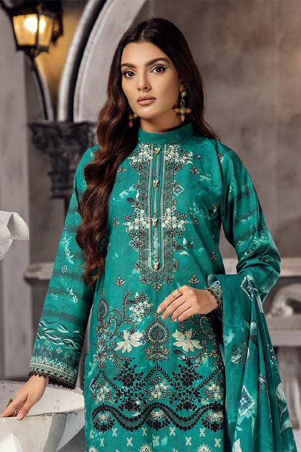 Shaista Iyra Emb Khaddar`24 D#376