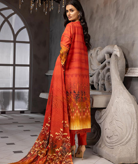 Shaista Iyra Emb Khaddar`24 D#377