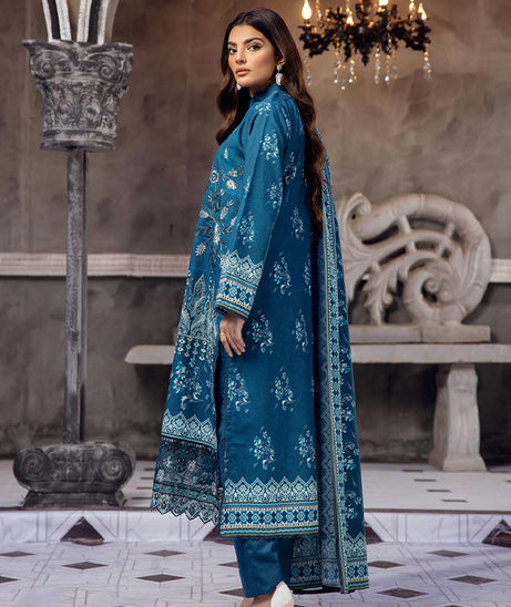 Shaista Iyra Emb Khaddar`24 D#378