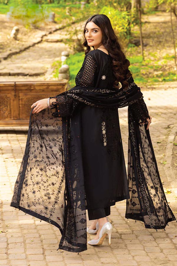 Shaista Mehrunisa Emb Lawn`23 SML#40
