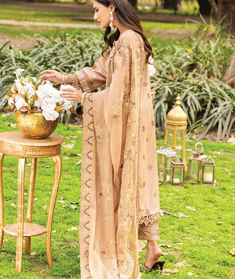 Shaista Mehrunisa Emb Lawn`23 SML#41