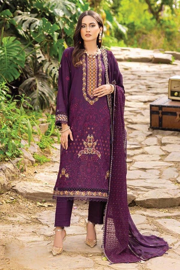 Shaista Mehrunisa Emb Lawn`23 SML#42