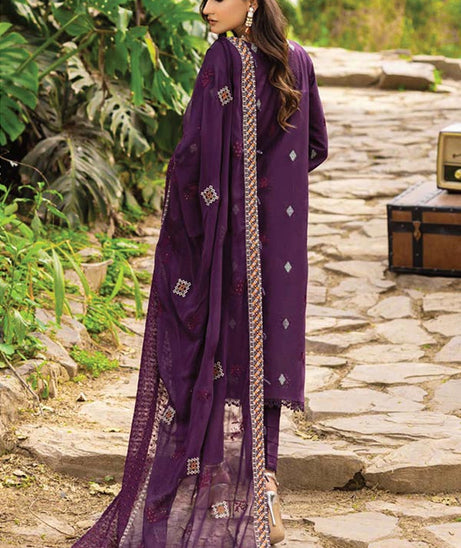 Shaista Mehrunisa Emb Lawn`23 SML#42