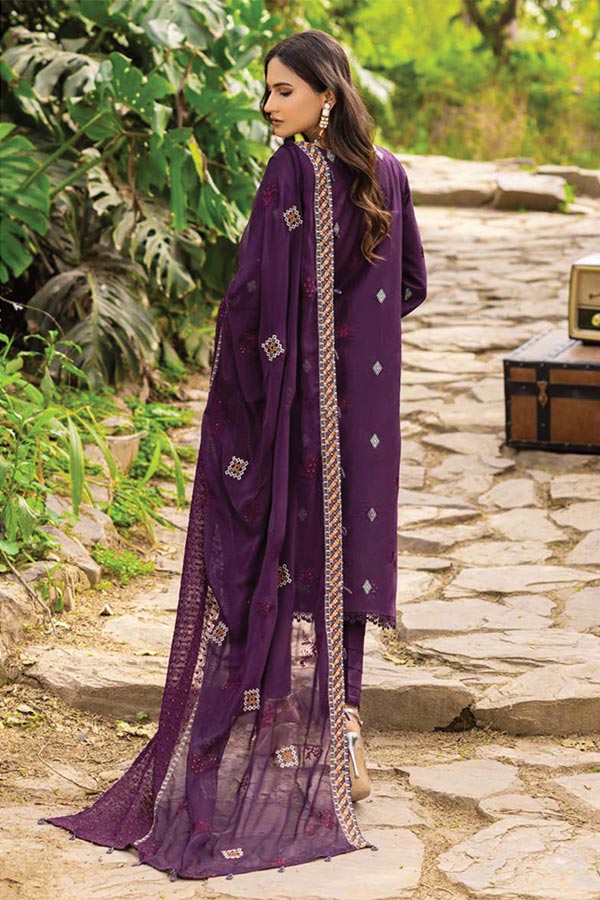 Shaista Mehrunisa Emb Lawn`23 SML#42
