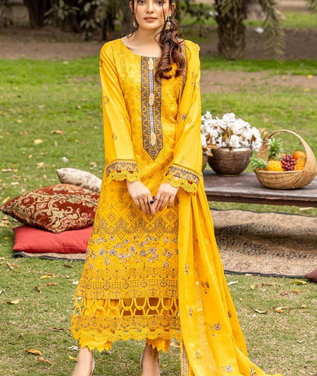 Shaista Mehrunisa Emb Lawn`23 SML#47