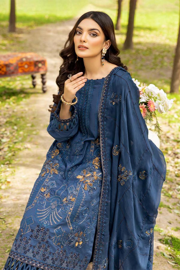 Shaista Mehrunisa Emb Lawn`23 SML#52