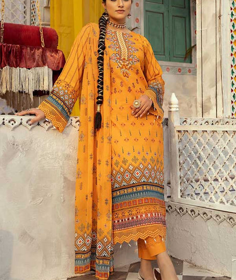 Shaista Mehwish Lawn'23 D#30