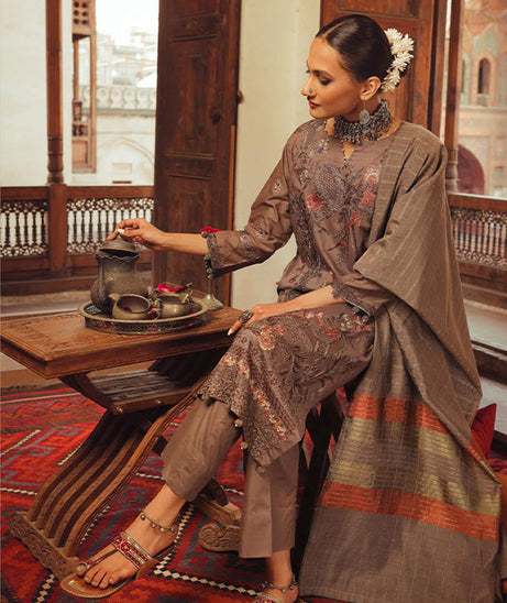 Shaista Shahzal Emb Lawn`23 SELC#181