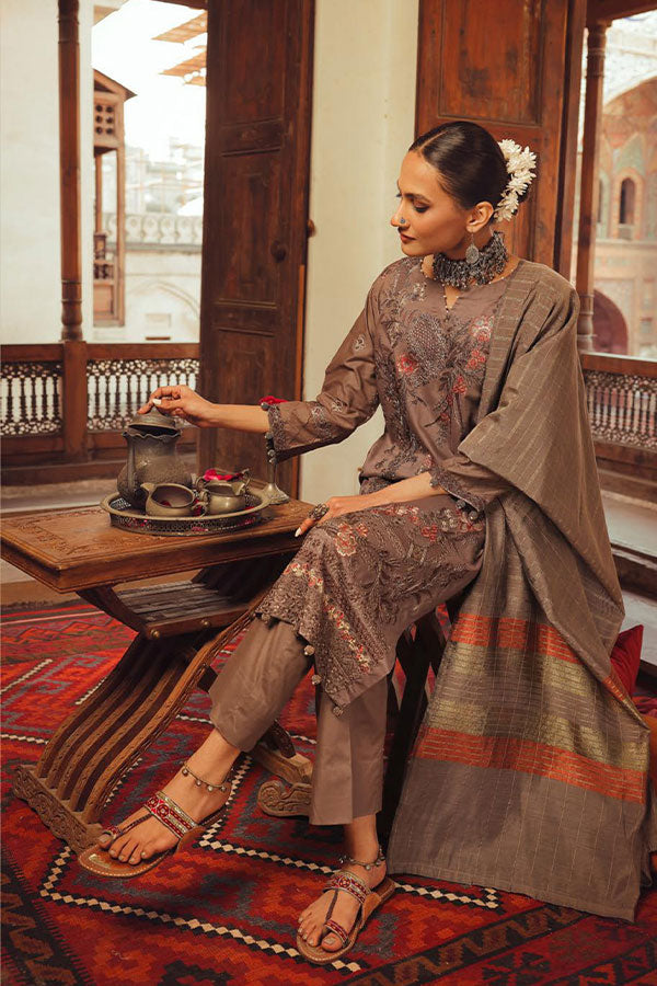 Shaista Shahzal Emb Lawn`23 SELC#181