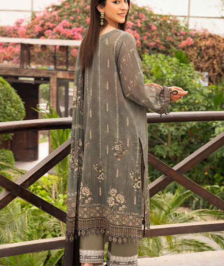 Shaista Shanzay S/Emb Lawn`23 D#73