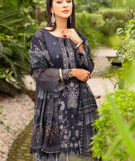 Shaista Shanzay S/Emb Lawn`23 D#76