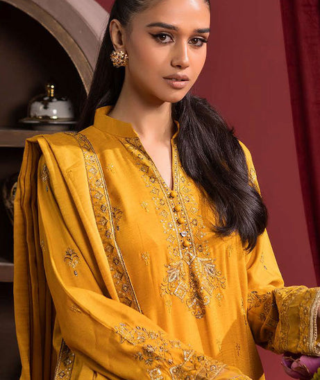 Shaista Supreme Emb Peach`25 D#77